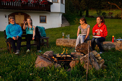 Lagerfeuer am Gastreinhof